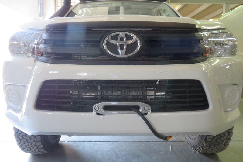 Platine treuil Toyota Hilux REVO