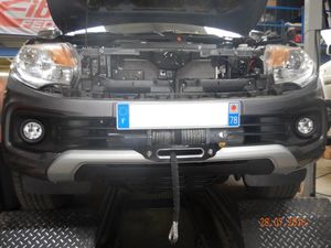 Platine treuil Mitsubishi L200 2016+